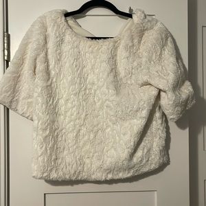Extremely soft Bar III sweater